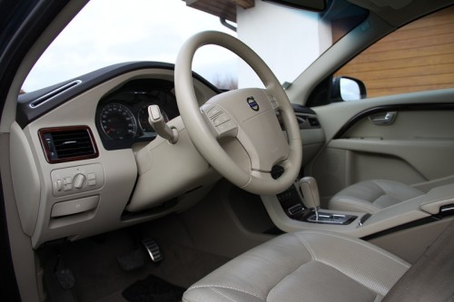 volvo3.jpg